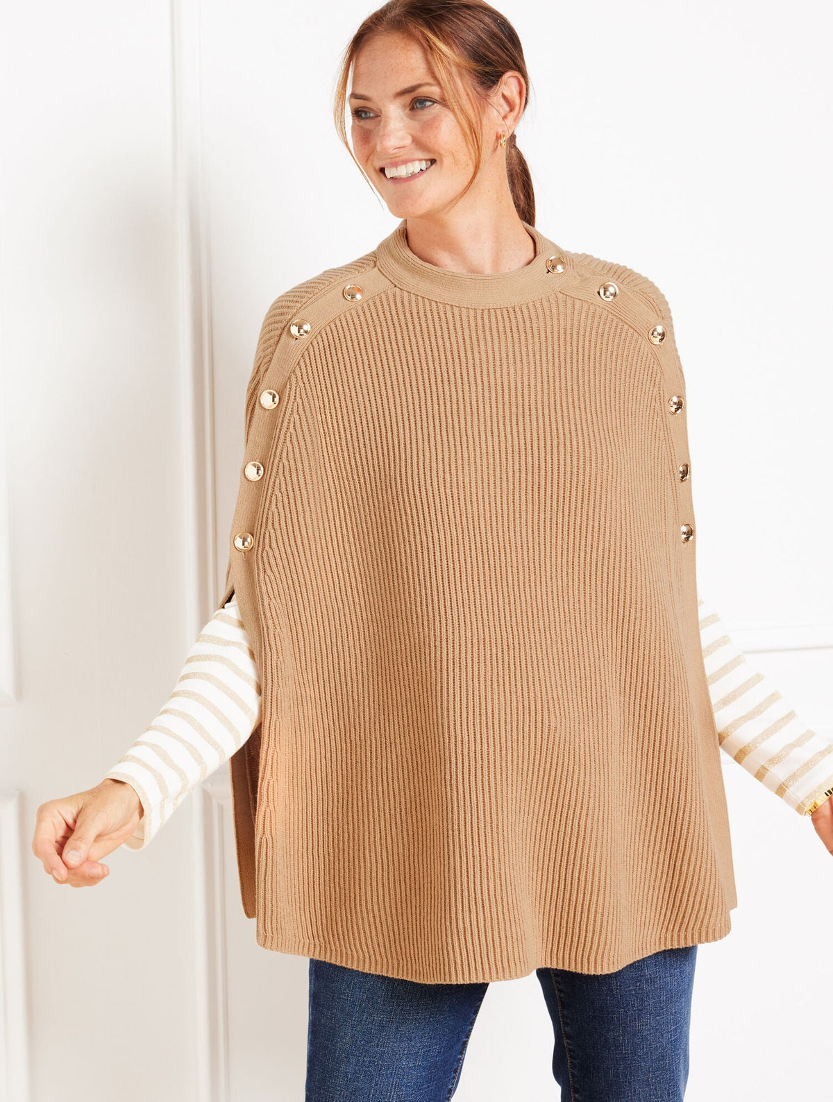 BUTTON PONCHO