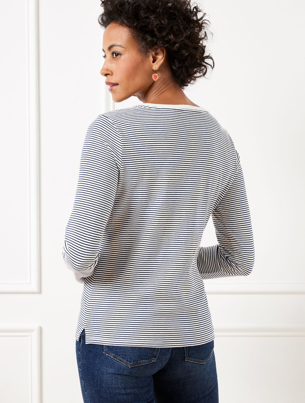 CREWNECK TEE - EMBELLISHED HEARTS