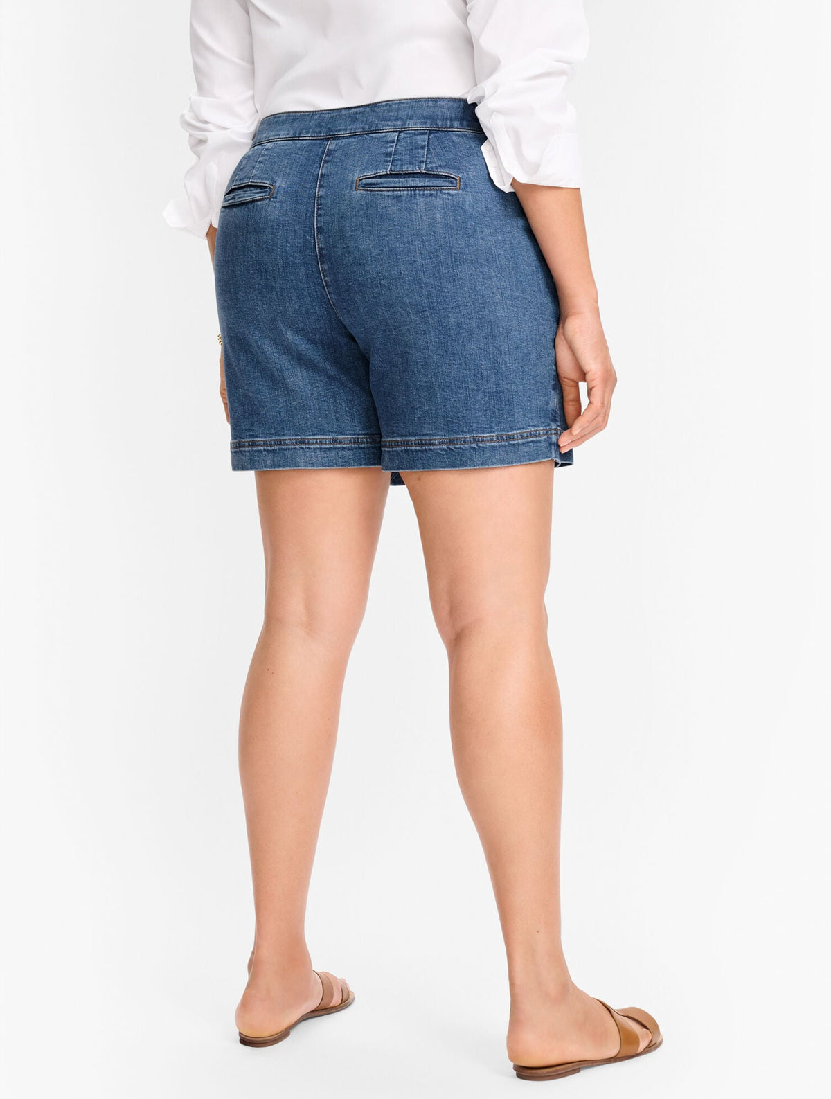 PLUS EXCLUSIVE SUMMERWEIGHT DENIM SKORT - ALESSIA WASH