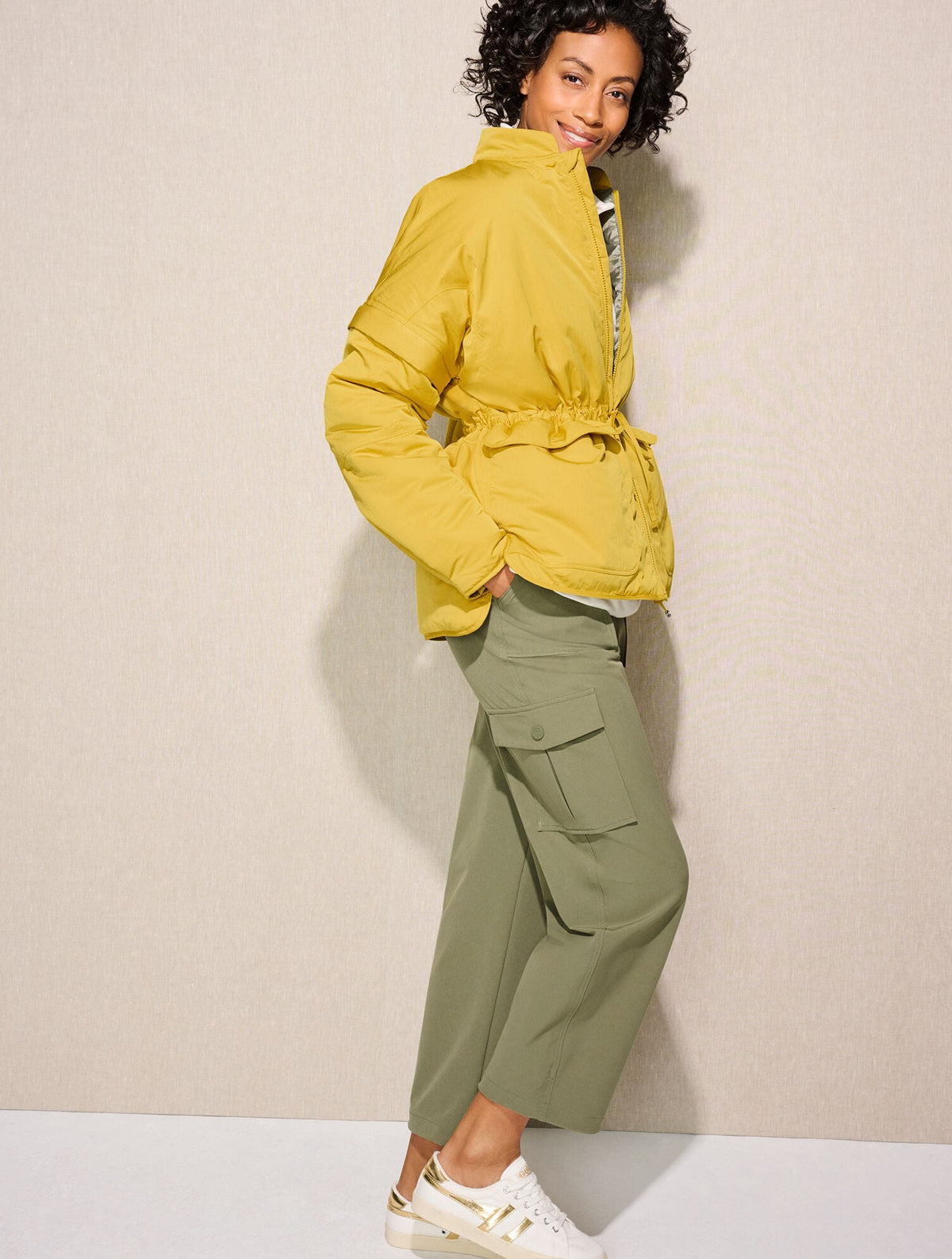 ZIP-OFF SLEEVE WOVEN JACKET