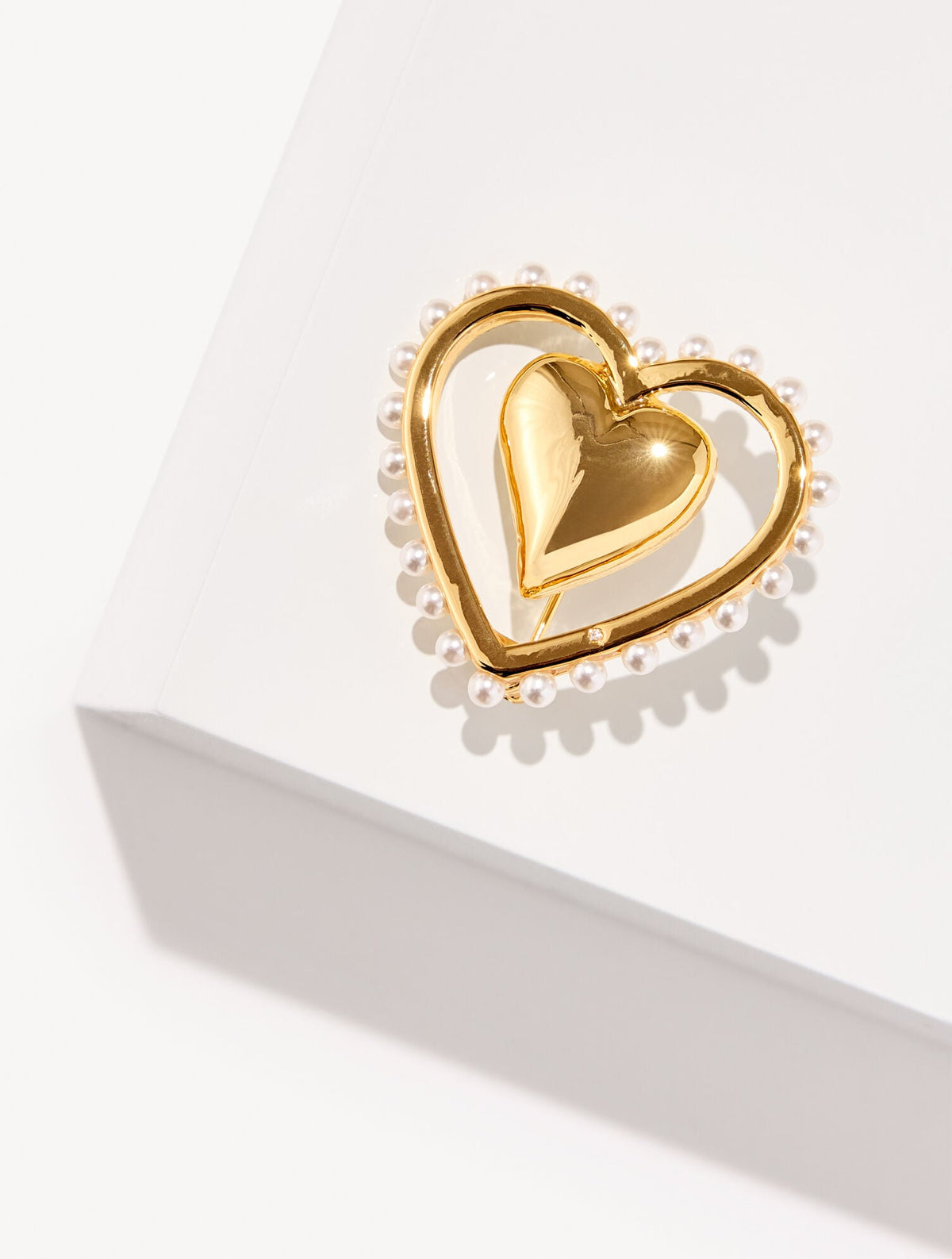 ROMANTIC HEART BROOCH