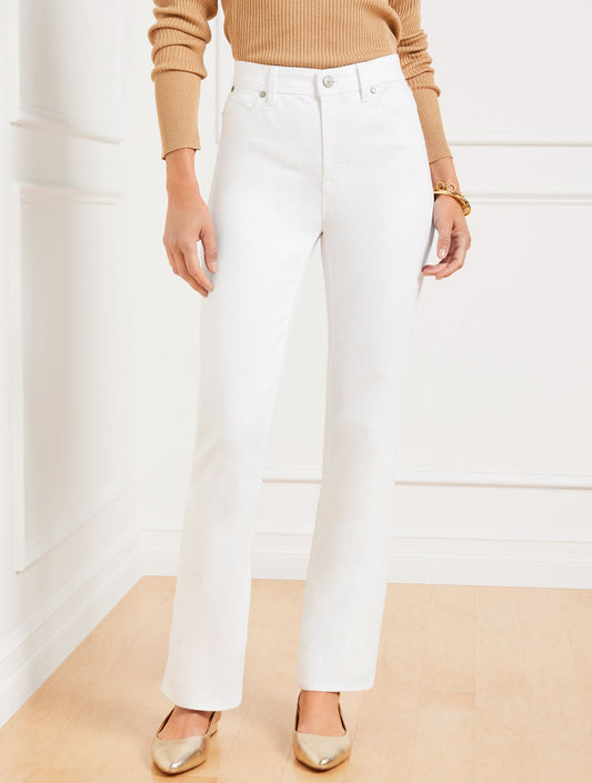 BARELY BOOT JEANS - WHITE