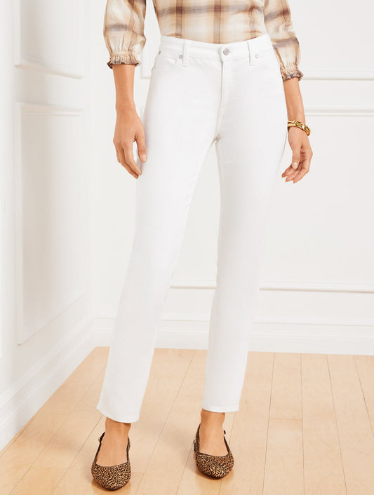 SLIM ANKLE JEANS