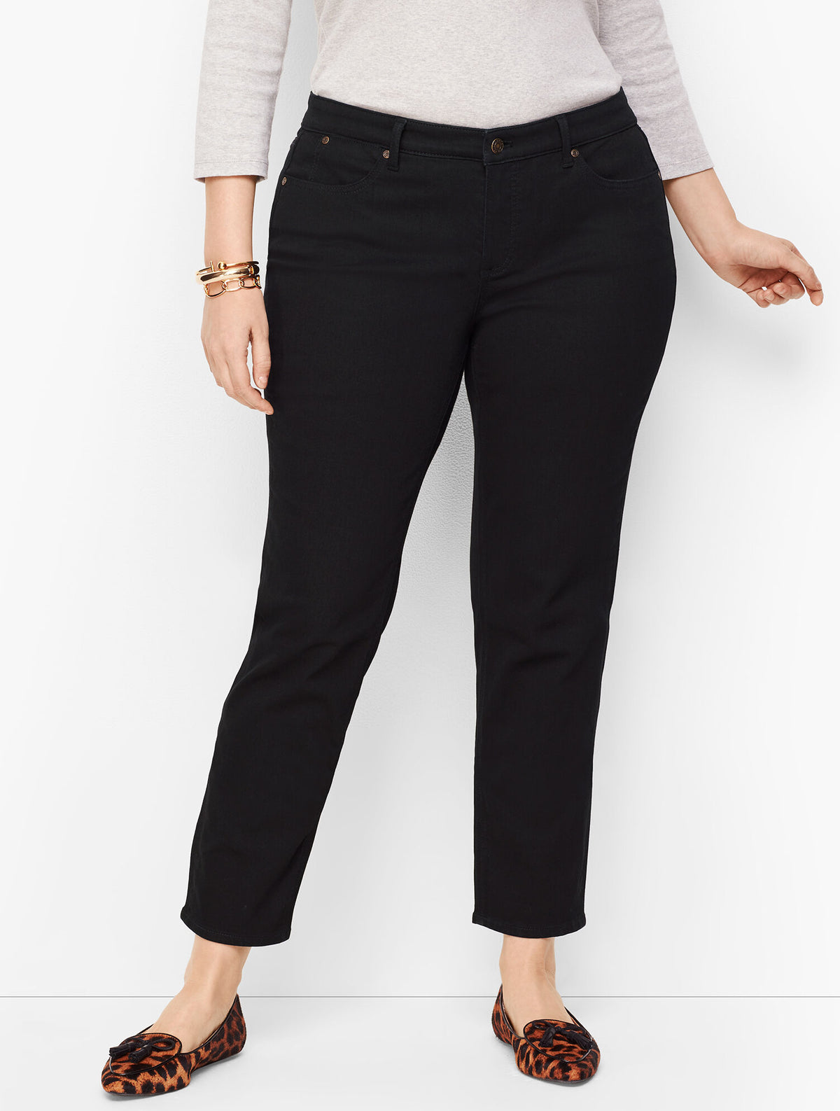 PLUS SIZE SLIM ANKLE JEANS - BLACK