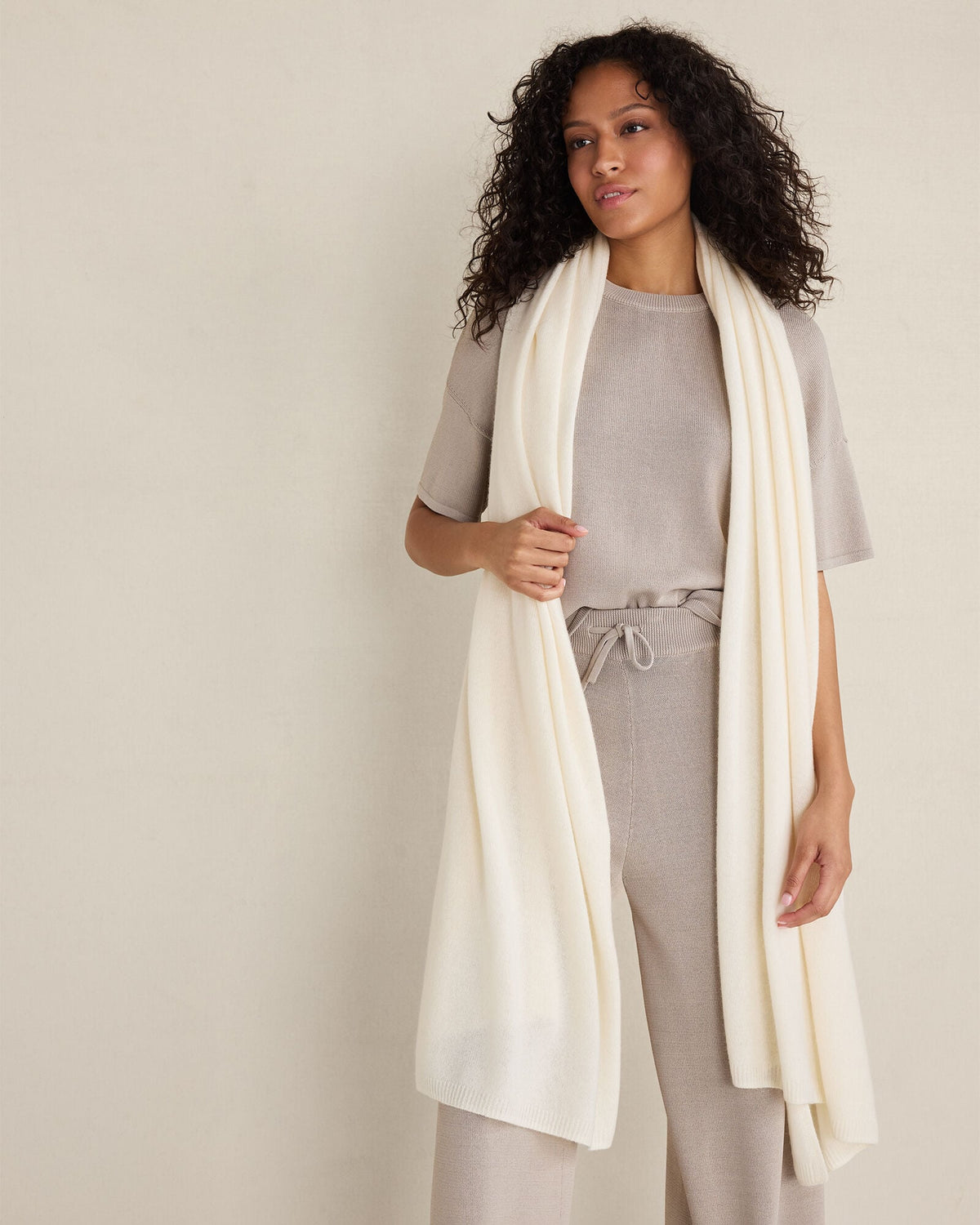 CASHMERE WRAP