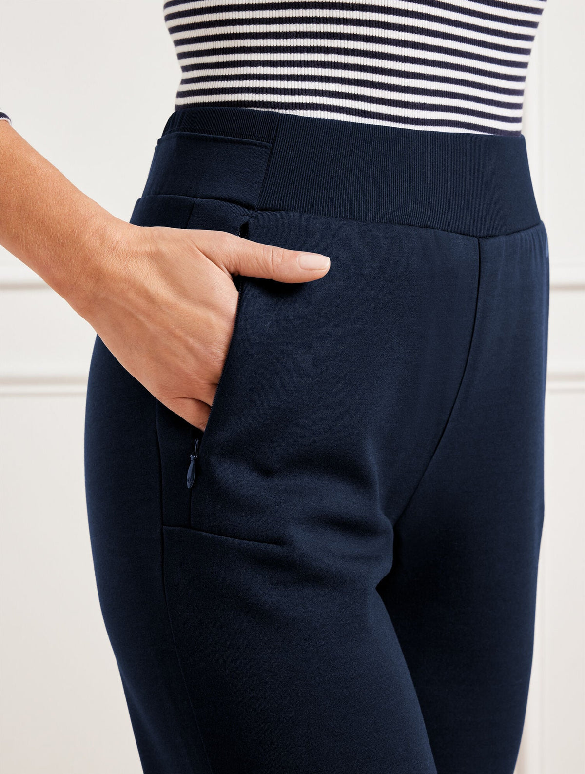 AIRKNIT STRETCH RIBBED JOGGERS