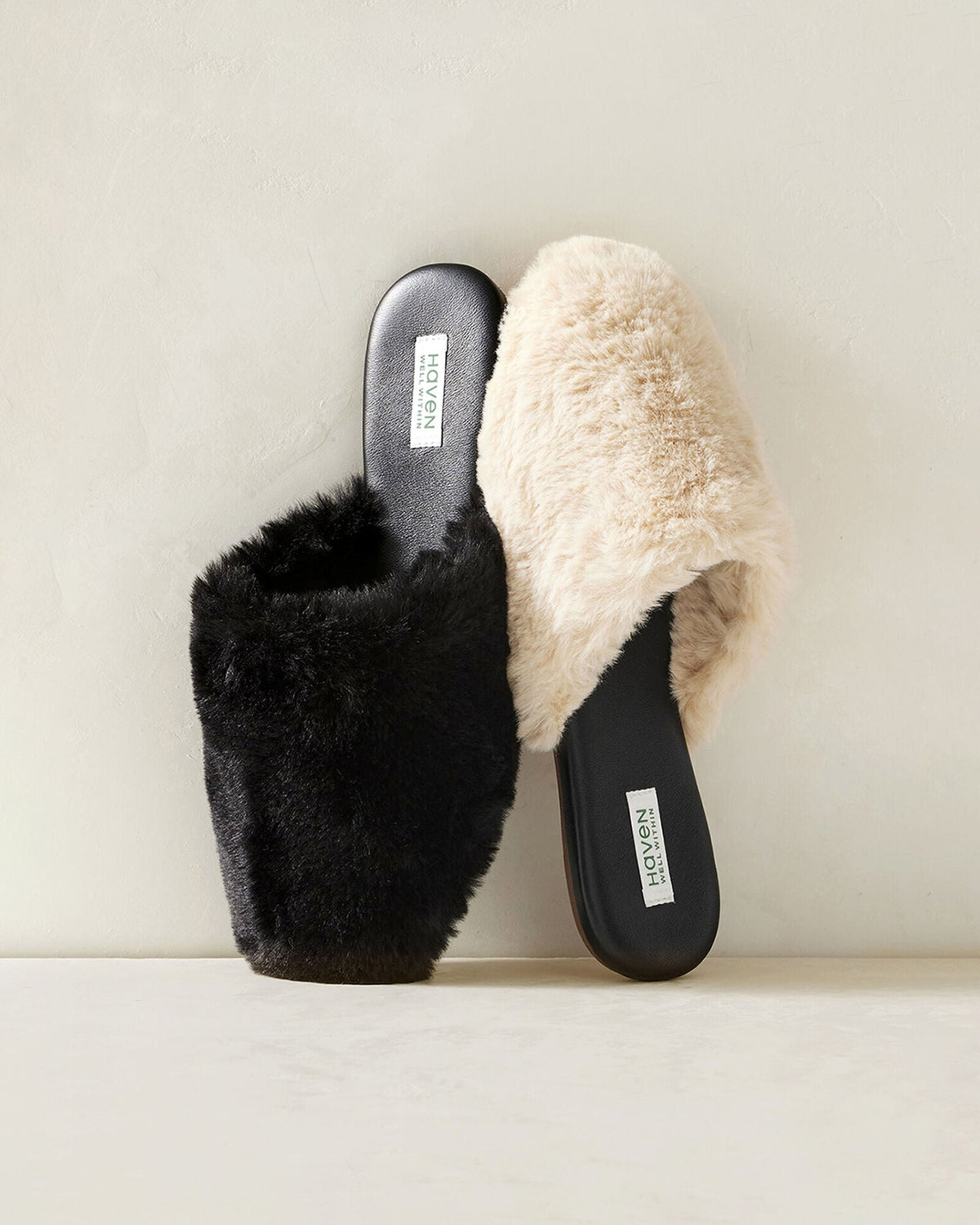 FAUX FUR MULE SLIDES