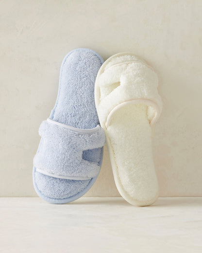 PLUSH CUTOUT SLIPPERS