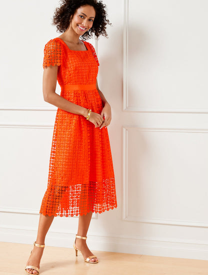 LACE FIT & FLARE DRESS
