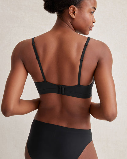 LUNA PLUNGE BRALETTE