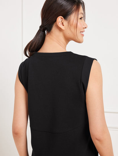 AIRKNIT STRETCH SLEEVELESS DRESS