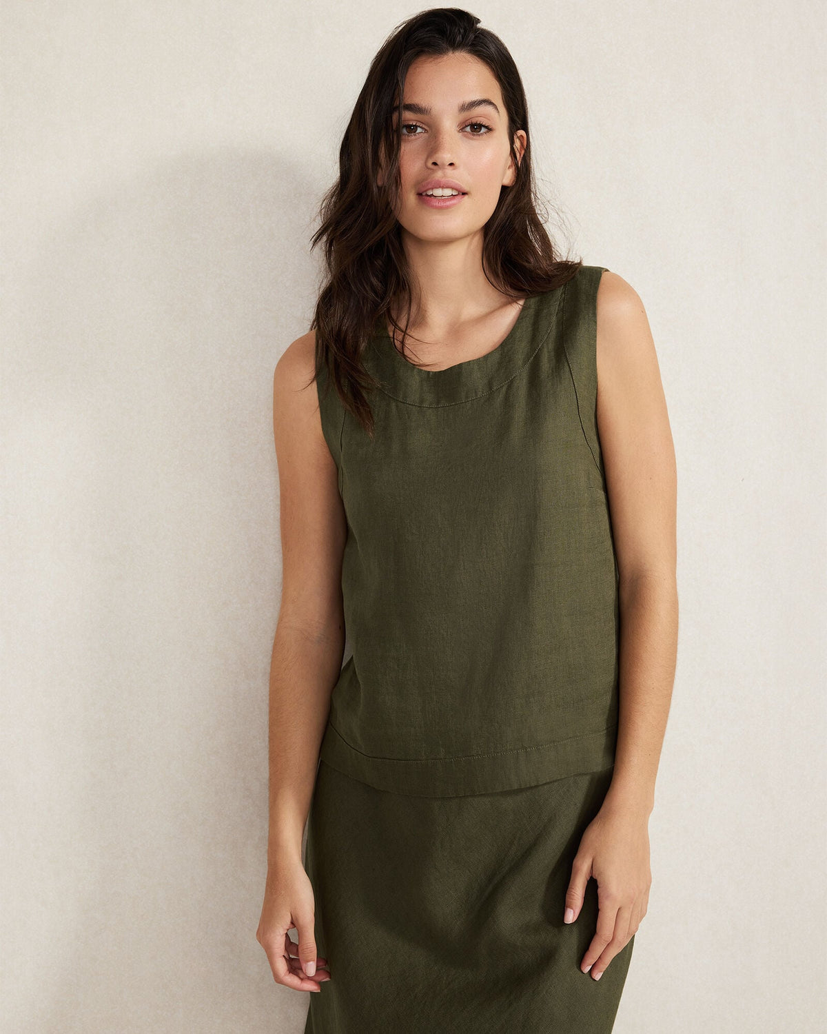 LINEN SLEEVELESS TOP