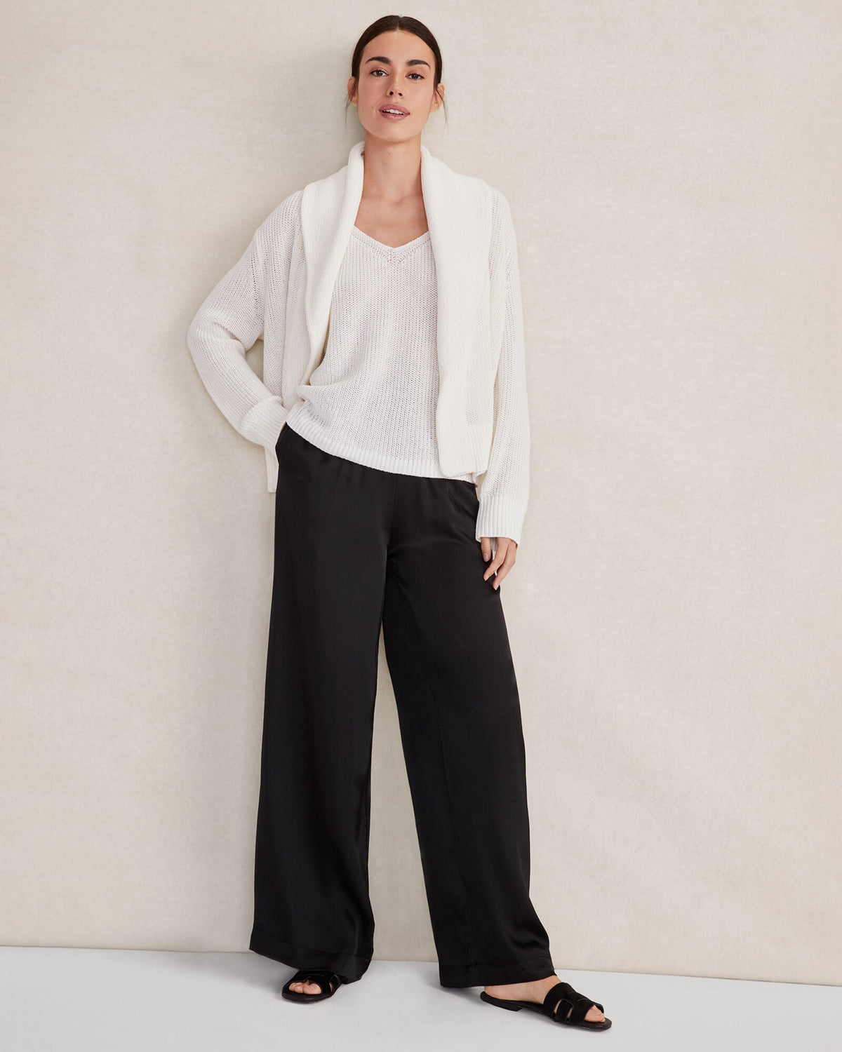 SILKY DRAWSTRING PANTS