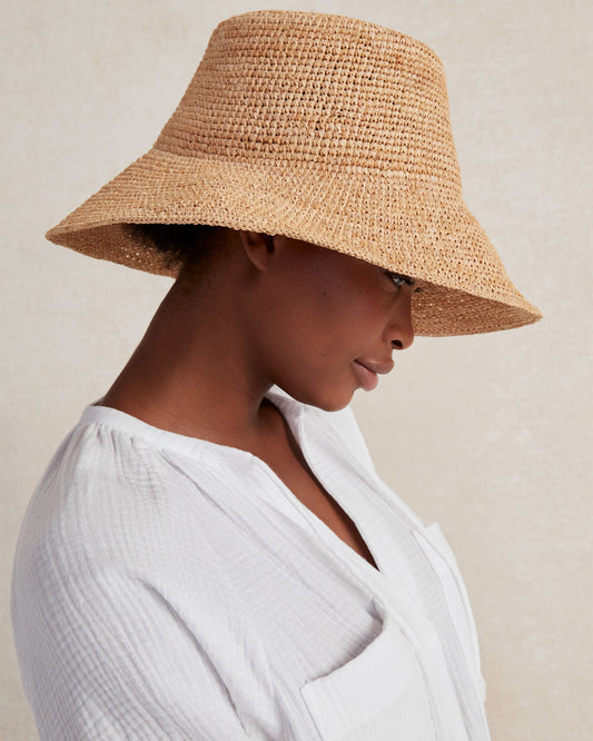 RAFFIA BUCKET HAT