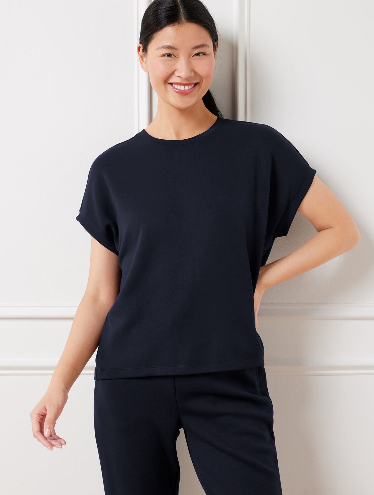 AIRKNIT STRETCH SHORT SLEEVE TEE