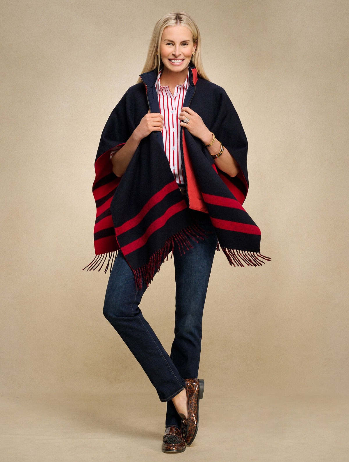 REVERSIBLE DOUBLE FACE RUANA