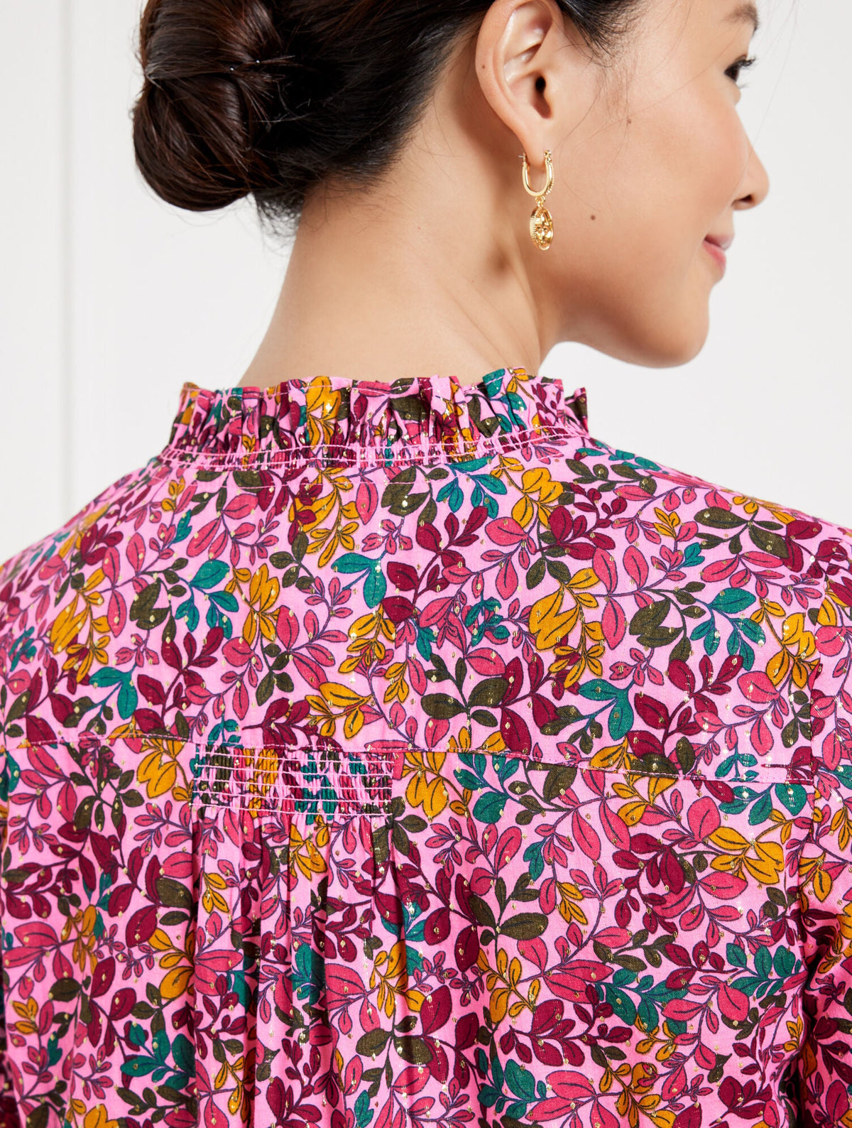 RUFFLE TOP - GATHERED LEAVES