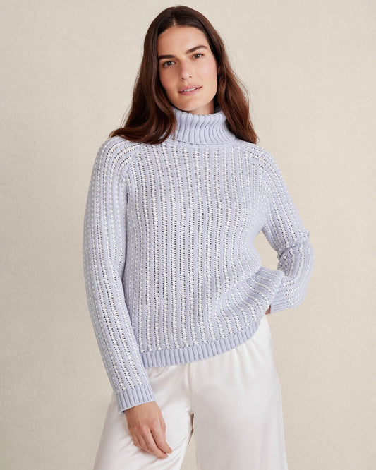 TEXTURE STITCH TURTLENECK