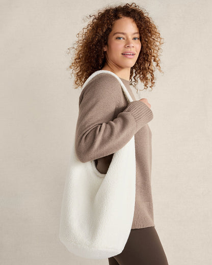 CURLY SHERPA BUCKET TOTE