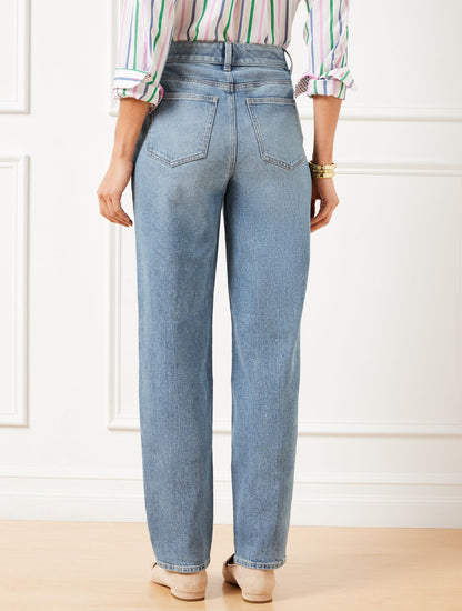 HIGH WAIST RELAXED JEANS - ALLENBY WASH