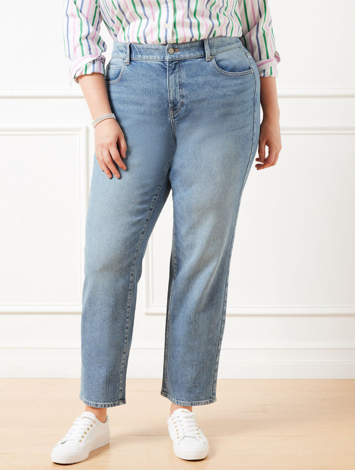 HIGH WAIST RELAXED JEANS - ALLENBY WASH