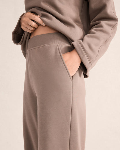 LUXE FLEECE BARREL-LEG PANTS
