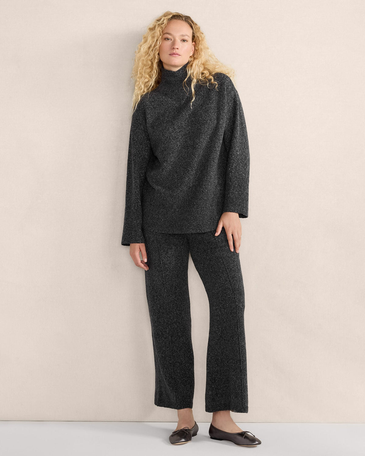 ORGANIC COTTON PINTUCK WIDE LEG PANTS
