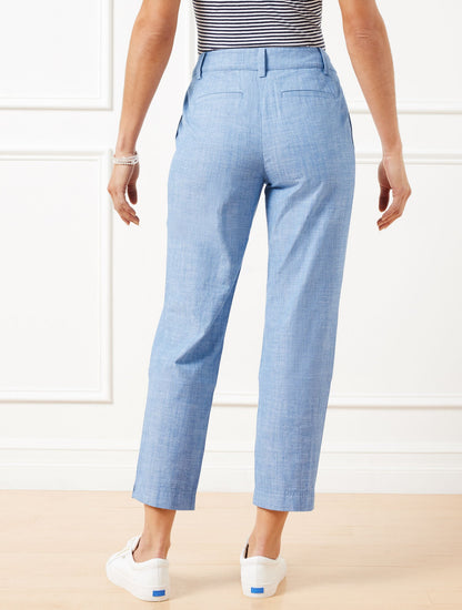 PERFECT CROPS - NEWPORT CHAMBRAY - CURVY FIT