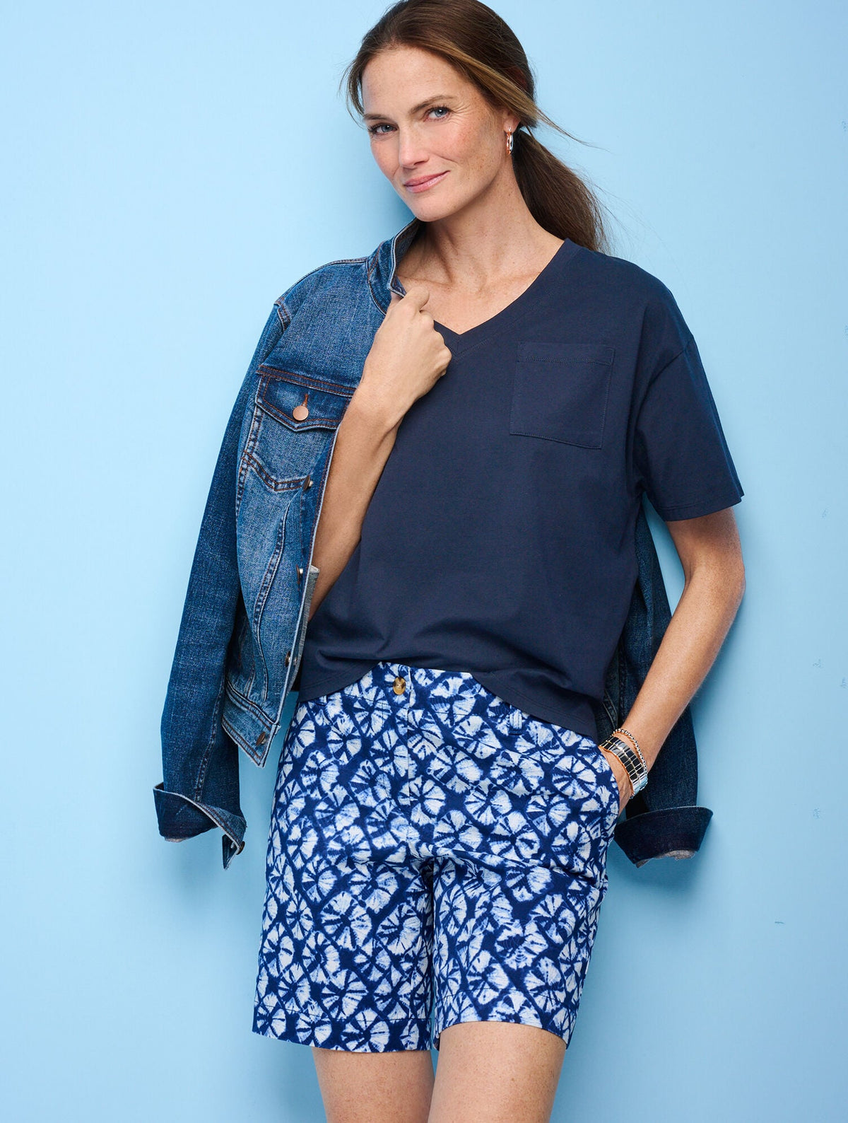 RELAXED CHINO SHORTS - BATIK FOULARD