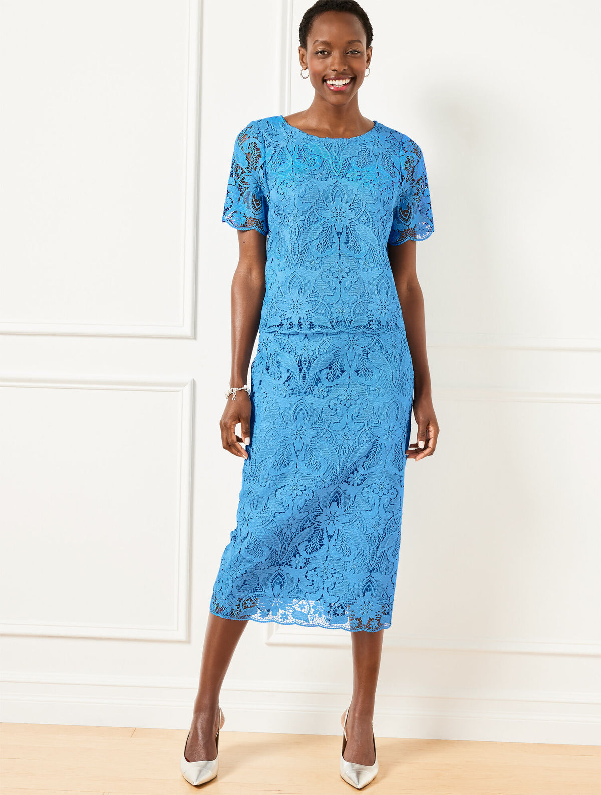 SCROLL FLORAL LACE PENCIL SKIRT