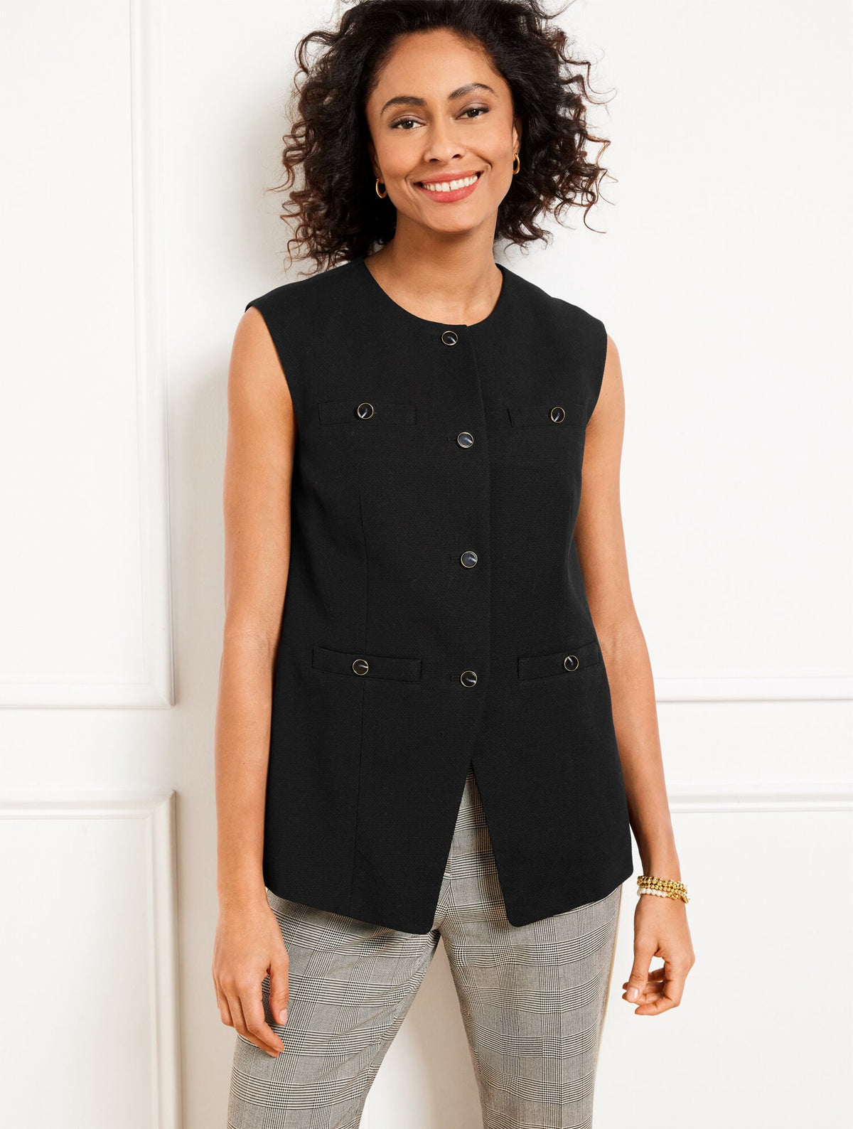 TEXTURED VEST