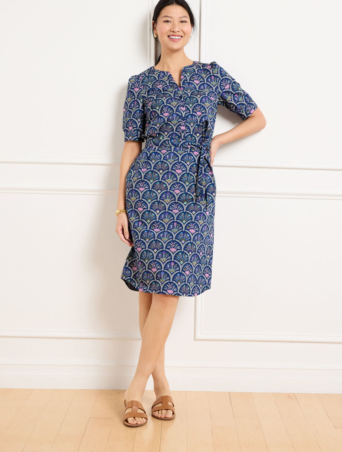 MODERN POPLIN SHIRTDRESS - SCALLOPED FLORAL