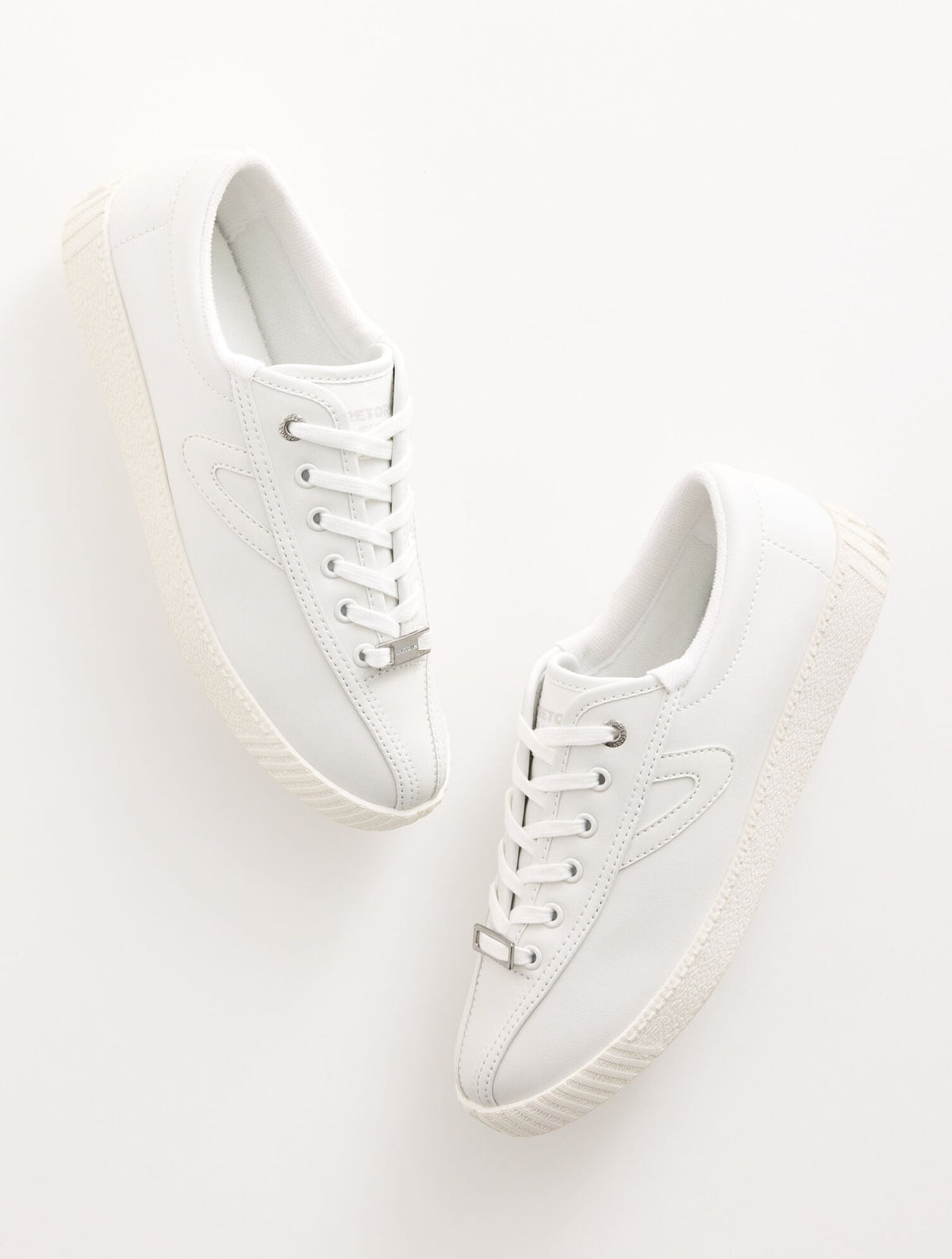 TRETORN® NYLITE ICON LEATHER SNEAKERS