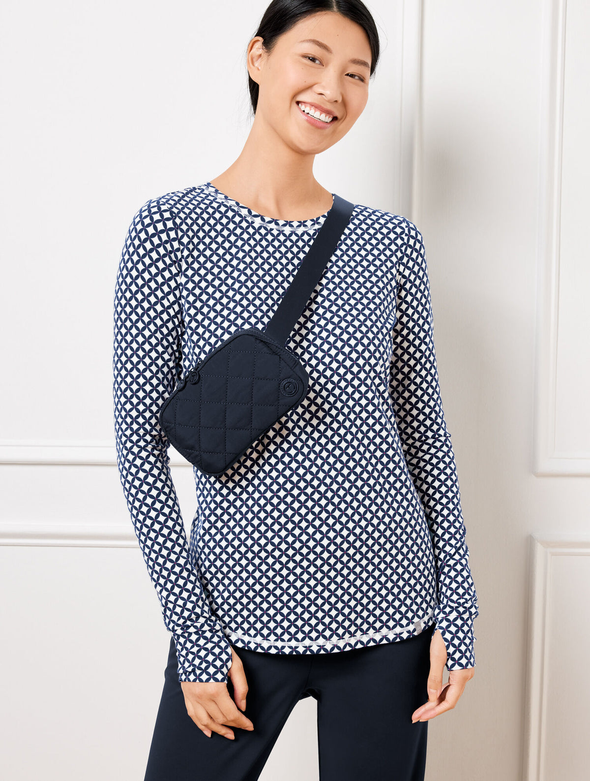 T BY TALBOTS QUILTED NYLON BELT BAG