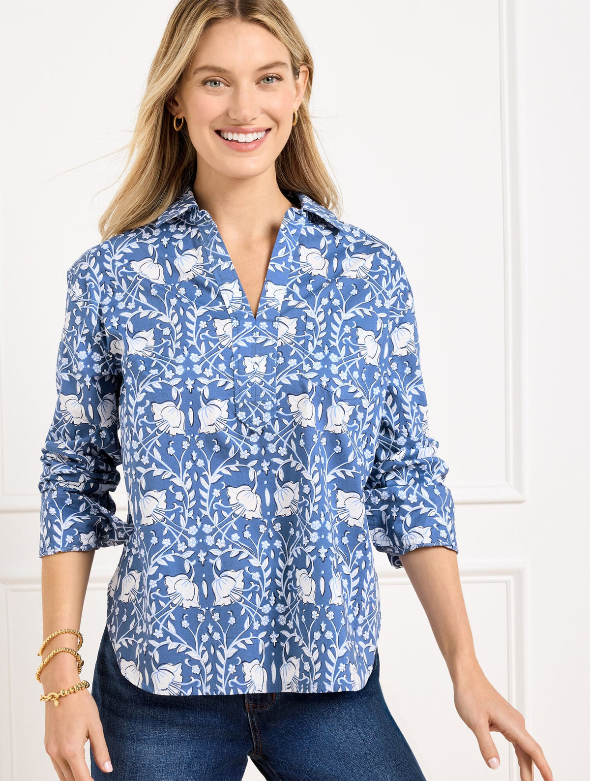 SHORT SHIRT - INTRICATE FLOWERS