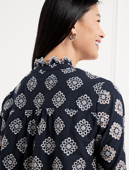 EMBROIDERED FLORAL TOP