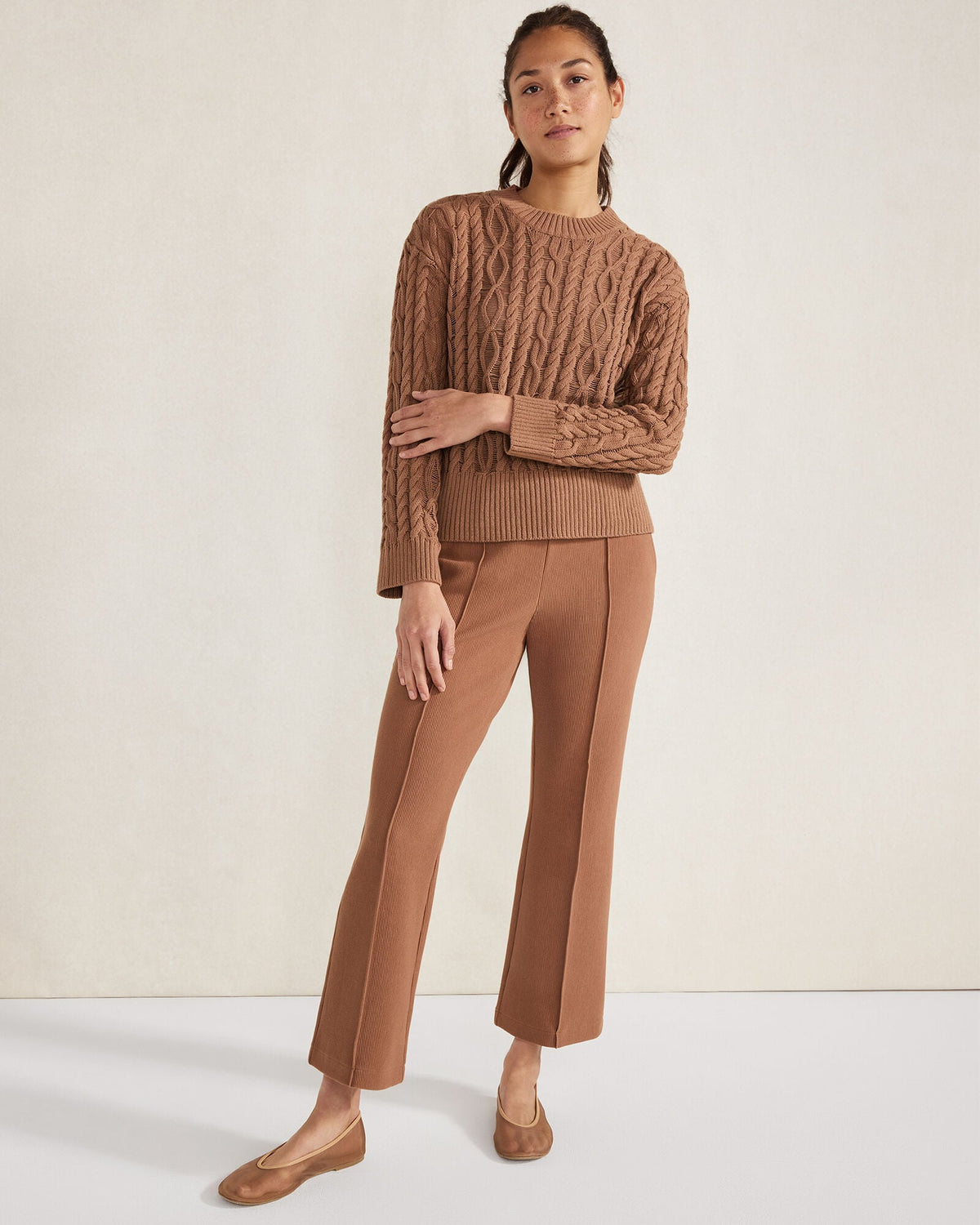 ORGANIC COTTON CABLE KNIT SWEATER