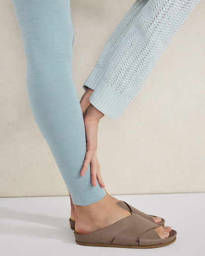 LEATHER CRISS-CROSS SANDALS