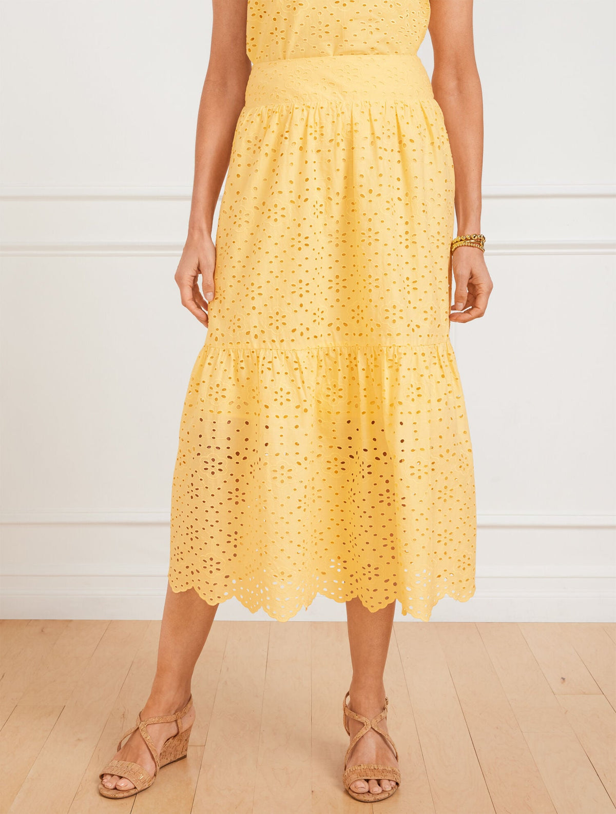 FLORAL DIAMOND EYELET FLOUNCE MIDI SKIRT