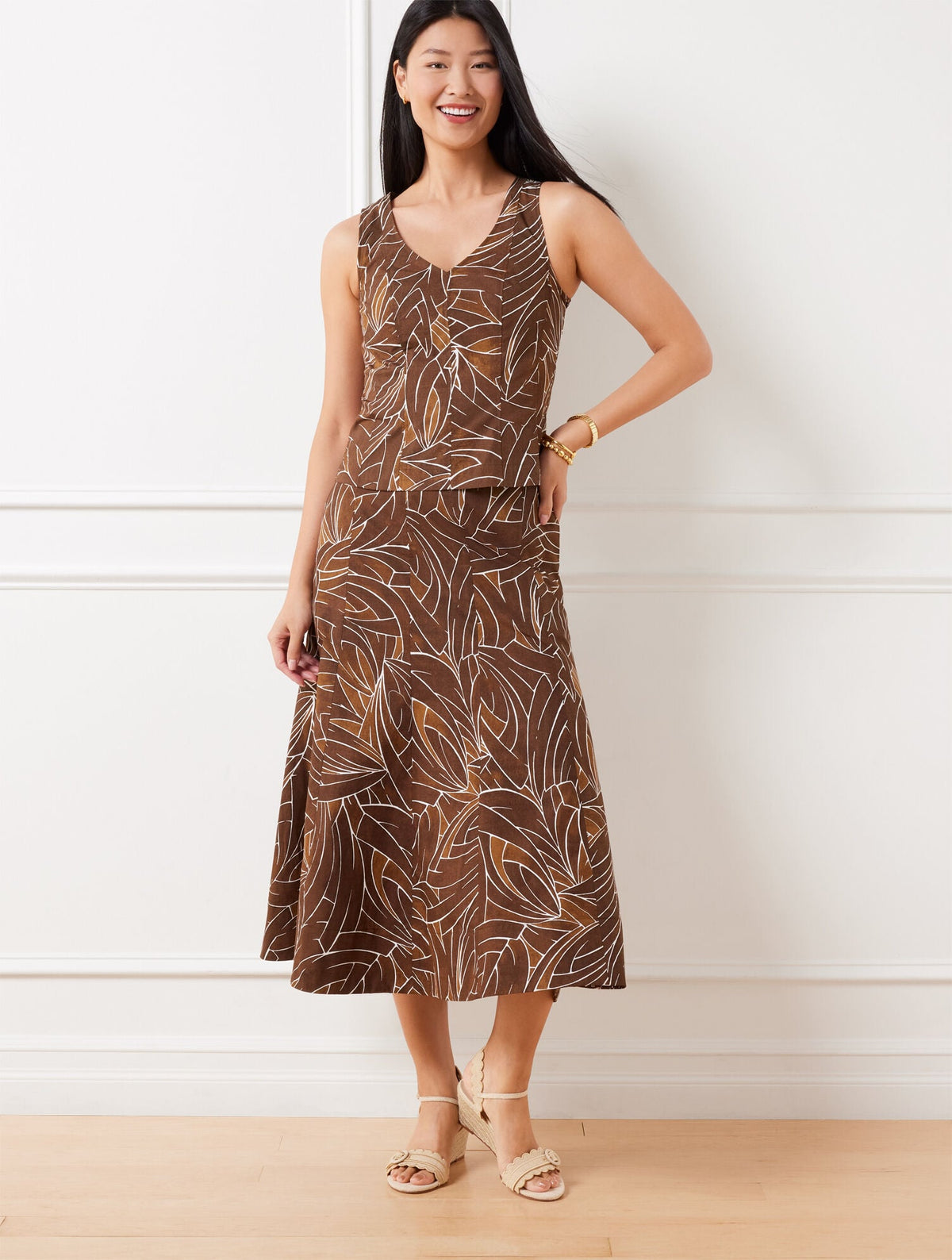 MODERN POPLIN SEAMED MIDI SKIRT - LIVELY LINES
