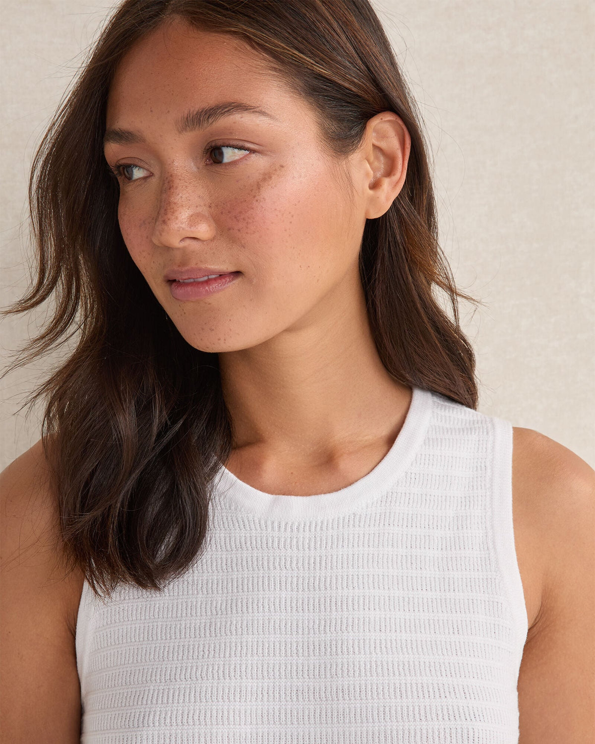 ORGANIC COTTON LINEAR STITCH SCOOP NECK TANK