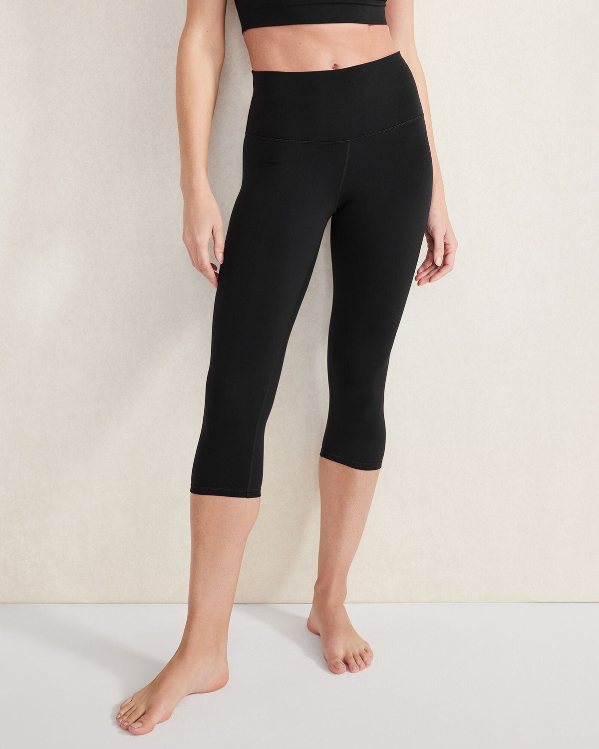 BALANCE CAPRI LEGGINGS
