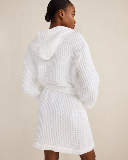 ORGANIC COTTON WAFFLE HOODED ROBE