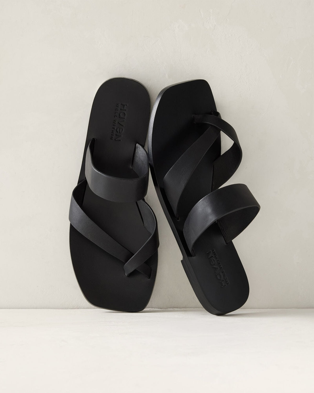 CRISS CROSS STRAPPY SANDAL