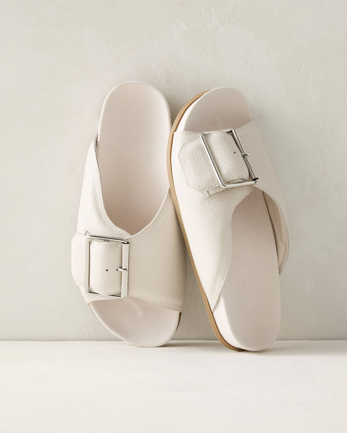 LEATHER BUCKLE SLIDES