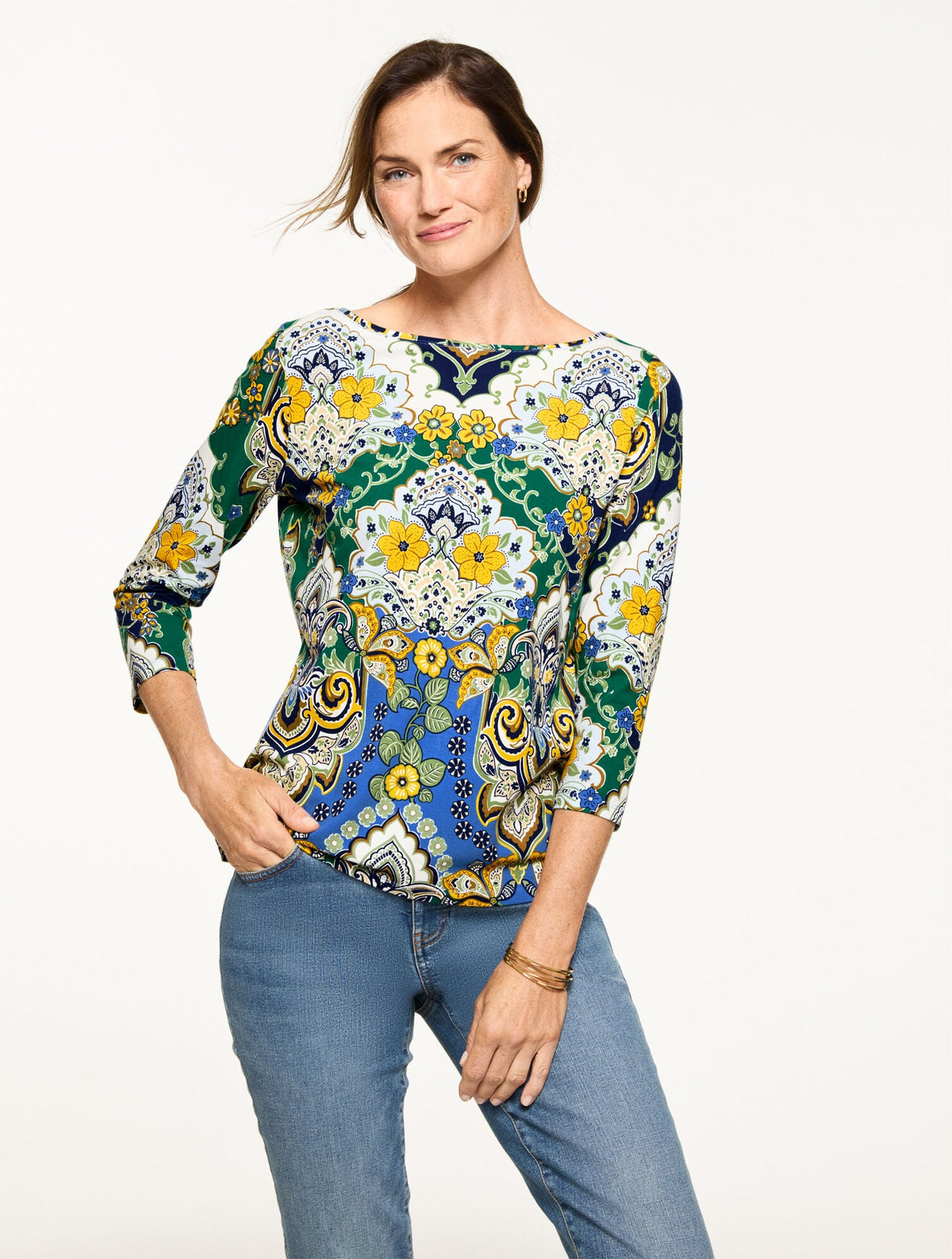 BATEAU NECK TEE - ELABORATE MEDALLION