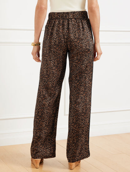 WIDE LEG PULL-ON PANTS - DELICATE LEOPARD