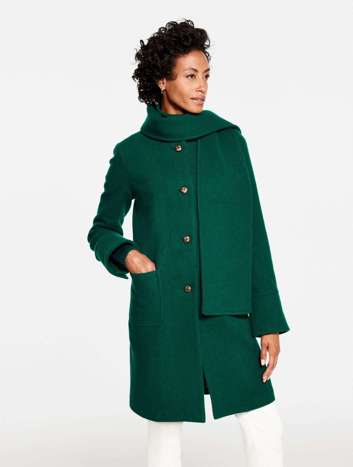 SCARF COAT