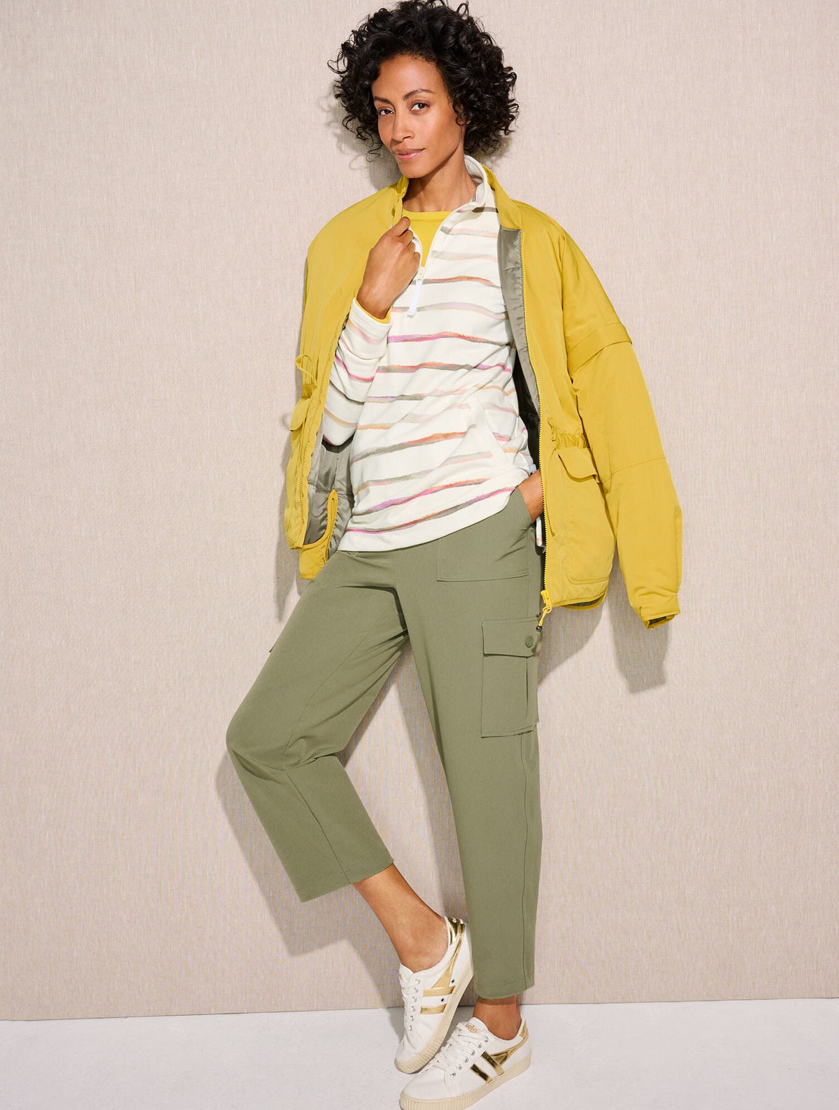 ZIP-OFF SLEEVE WOVEN JACKET