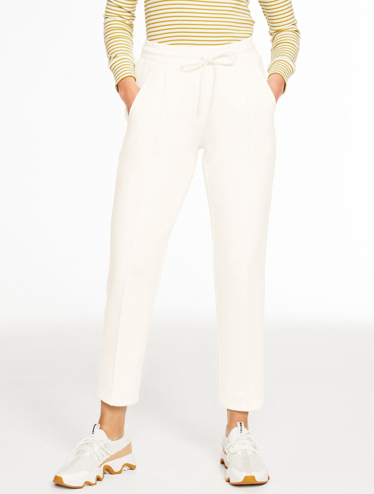 AIRKNIT STRETCH TAPERED LEG PANTS